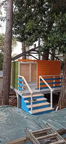 בניית בית מעץ
